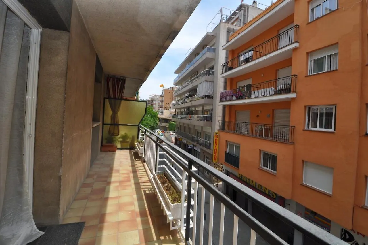 Apartment Elisa Lloret de Mar İspanya